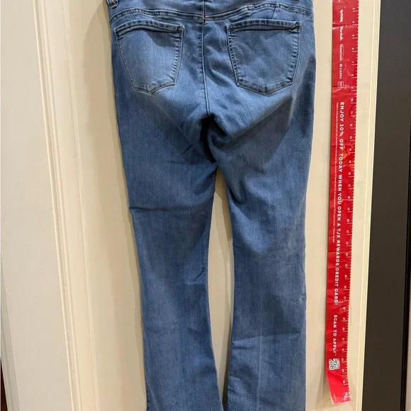 Democracy Blue Straight Leg Jeans - Picture 2 of 5